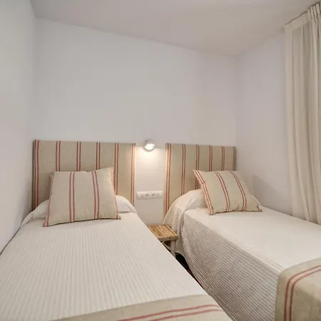 Casa Tomas * Calella De Palafrugell