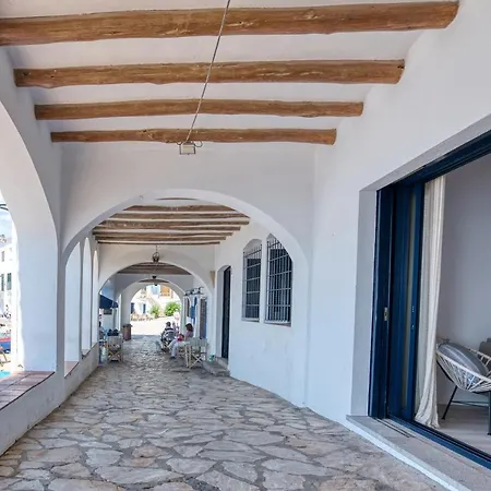 Casa Tomas * Калелья-де-Палафружель