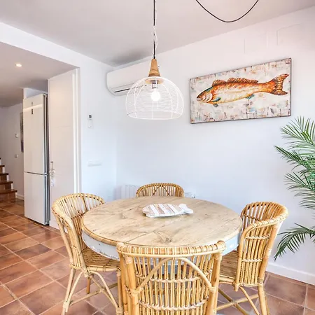 Апартаменты Casa Tomas Калелья-де-Палафружель