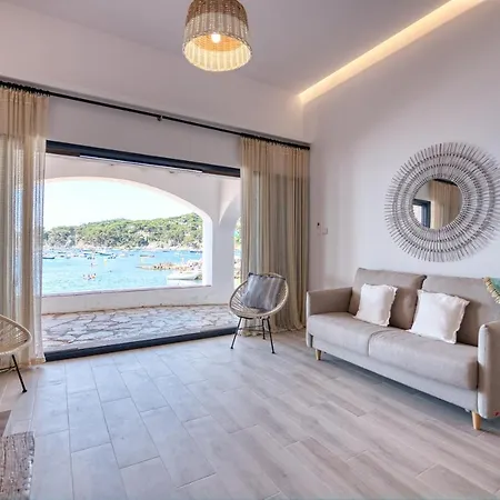 Casa Tomas Lägenhet Calella De Palafrugell